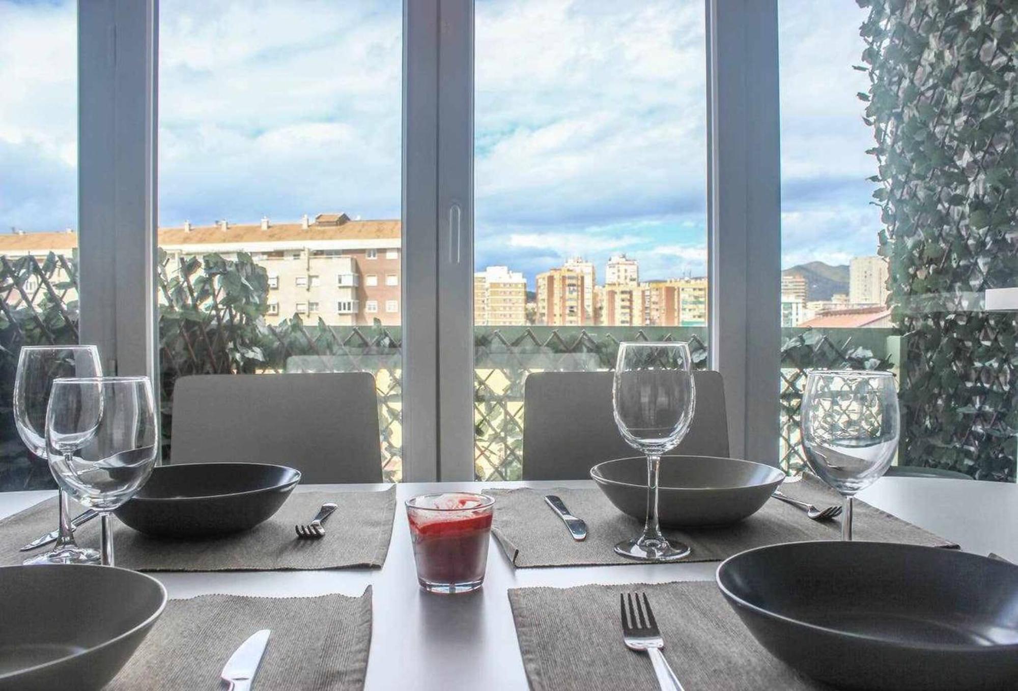 Vivendos - Ma07 - Sostoa Apartment Malaga Luaran gambar